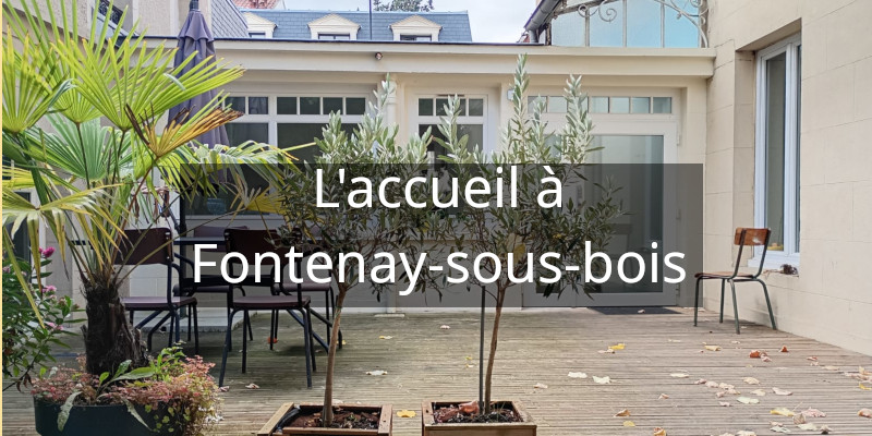 la cour intérieure du 25 avec en titre : l'accueil à Fontenay-sous-bois